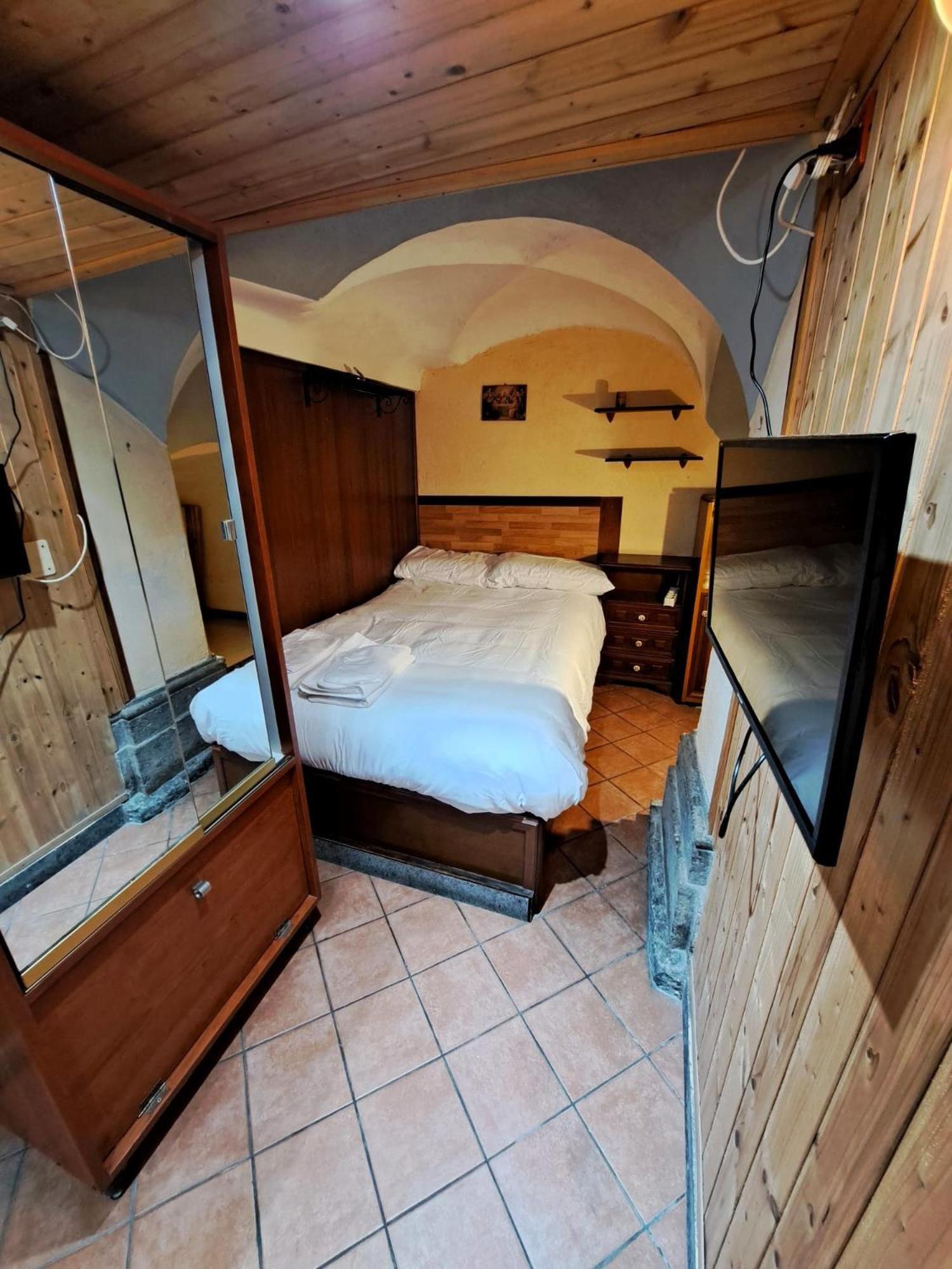 Interno 13, Nel Cuore Di Napoli Apartment Exterior foto
